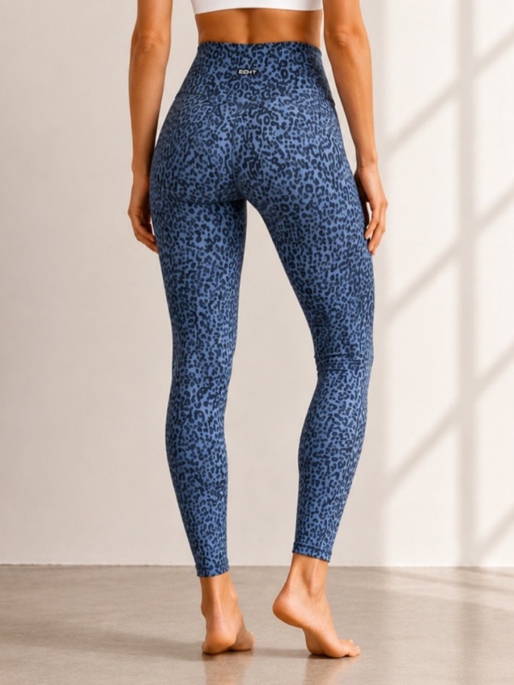 ECHT Textured Leopard High Rise Athleisure Leggings Size Small